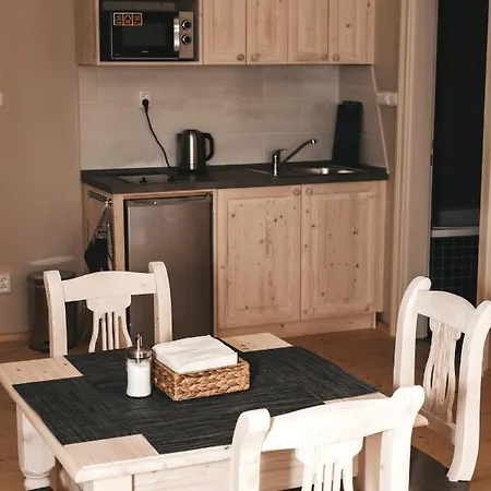 Zamecek Waldsteinovo Zatisi Guest house *