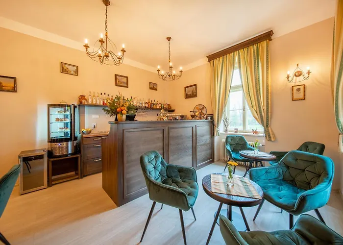 Maison d'hôtes Zamecek Waldsteinovo Zatisi