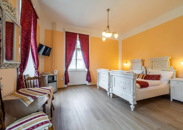 Zamecek Waldsteinovo Zatisi Maison d'hôtes *