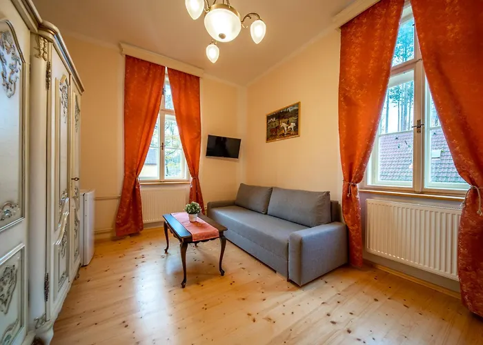Maison d'hôtes Zamecek Waldsteinovo Zatisi
