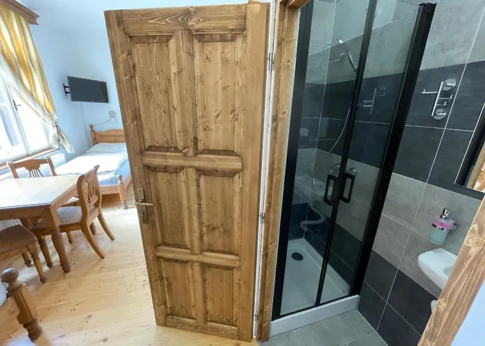 Zamecek Waldsteinovo Zatisi Maison d'hôtes *